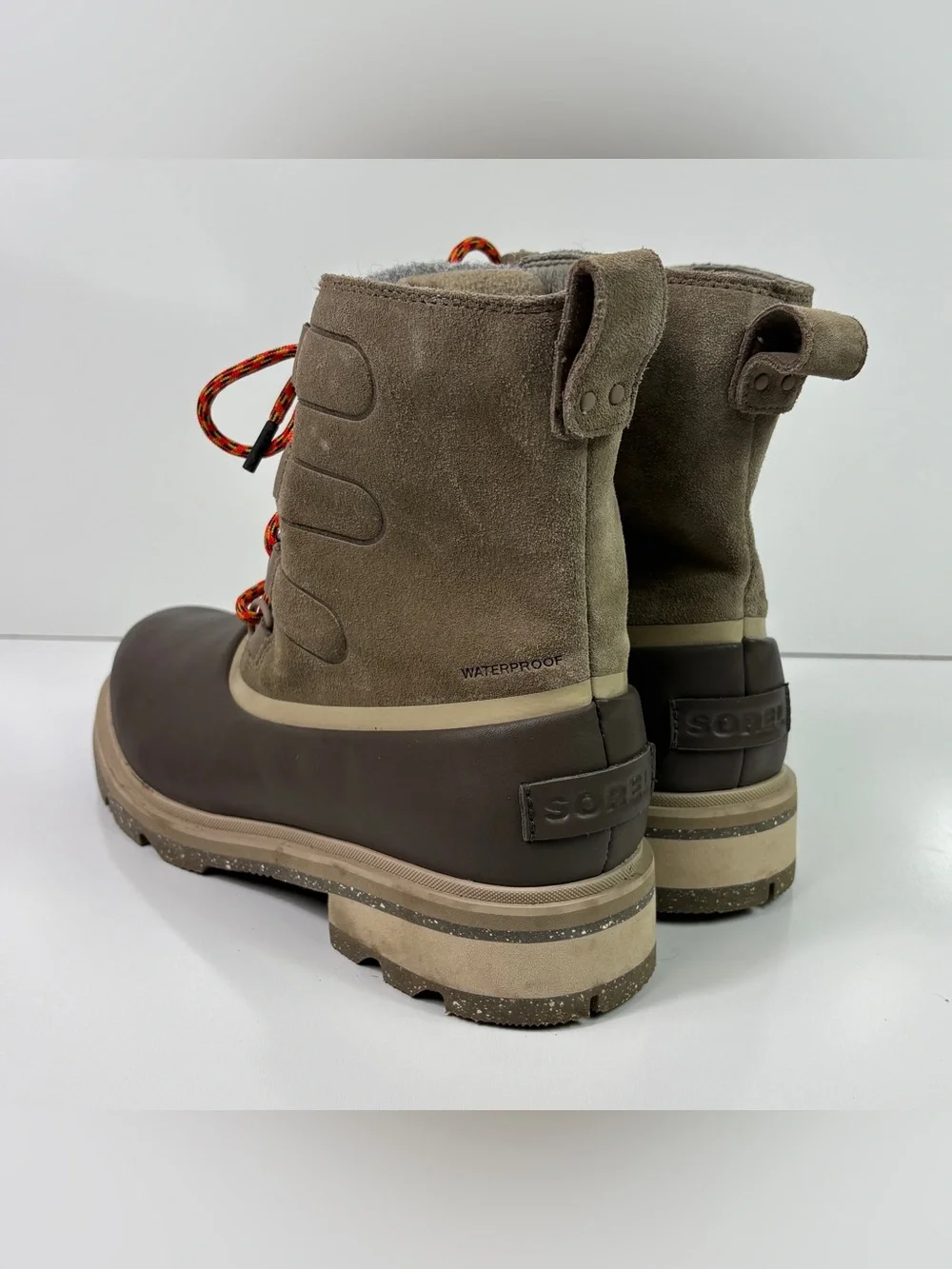 Sorel Women’s Lennox Lace Up Hiking Outdoor Waterproof Boots Size 10.5 Suede